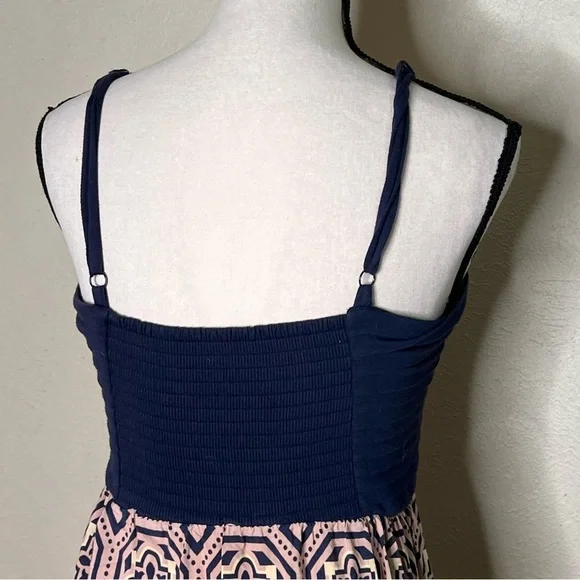 Lilka navy blue medallion print maxi dress - Picture 6 of 10